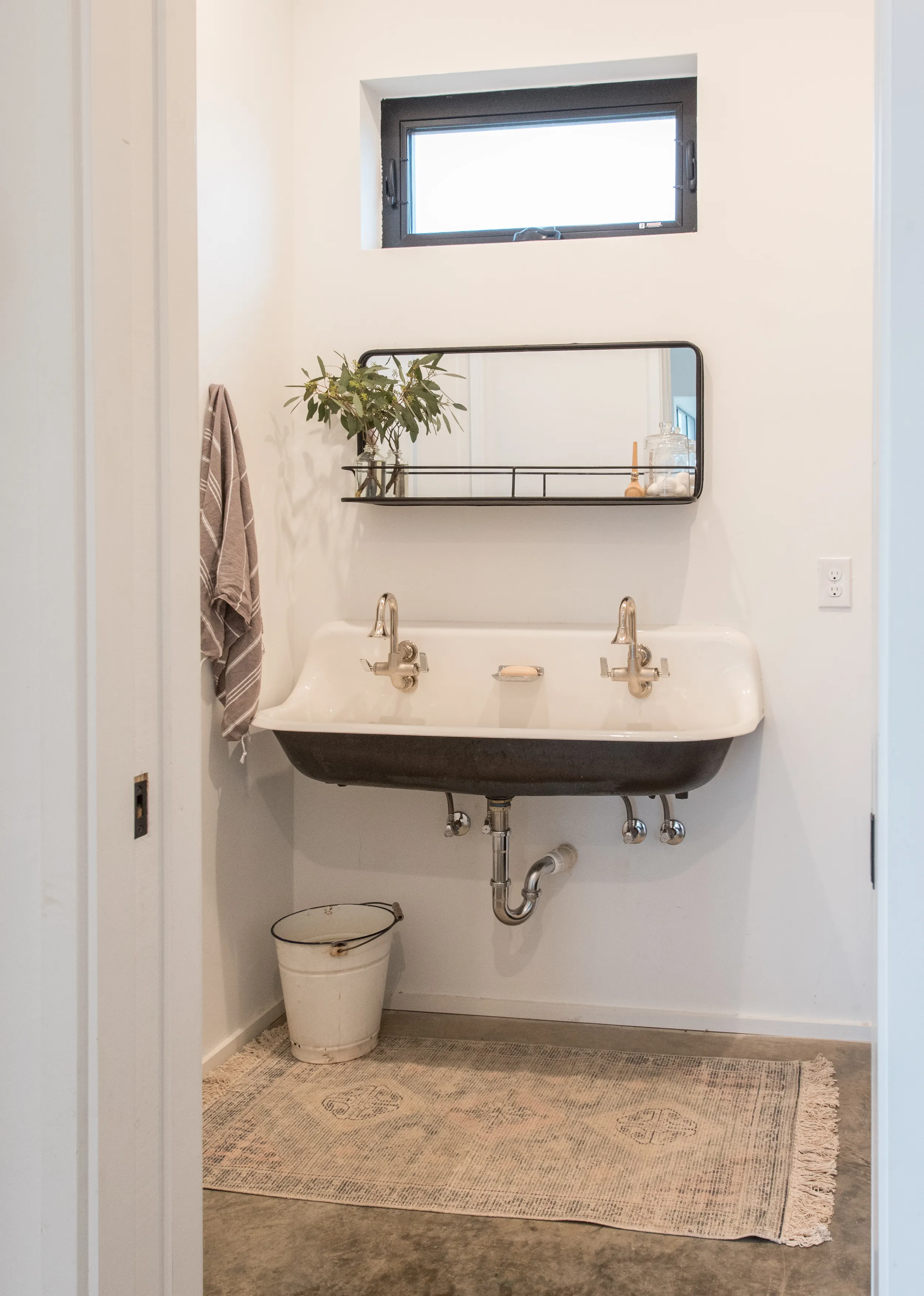 Duckworth project interior